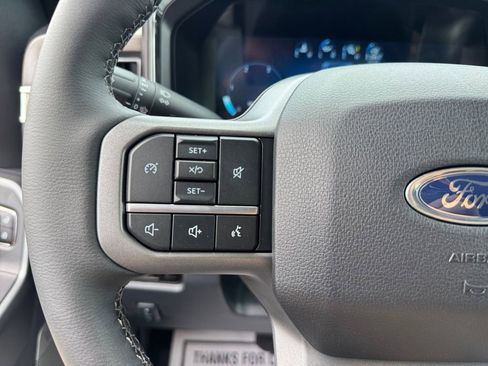 New 2026 Ford F250 Lariat w/ Black Appearance Package AWD/4WD image 33