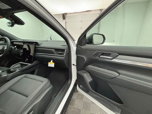 New 2026 GMC Terrain Elevation w/ Elevation Premium Package image 35