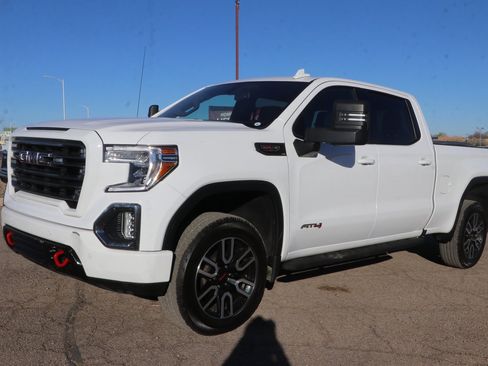 Used 2021 GMC Sierra 1500 AT4 w/ AT4 Preferred Package image 3