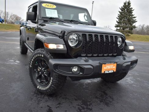 Certified 2022 Jeep Gladiator Willys image 2