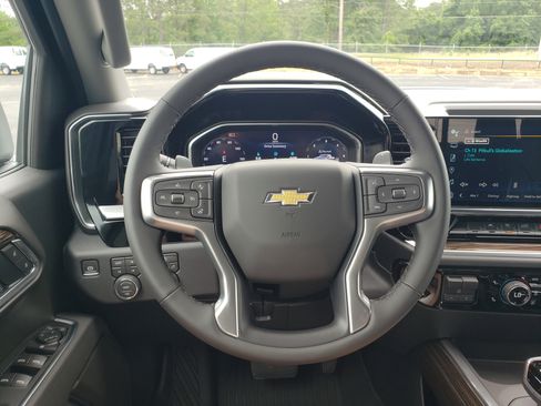 New 2026 Chevrolet Silverado 1500 LT AWD/4WD image 14