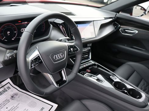 Used 2022 Audi e-tron GT Prestige w/ Prestige Package AWD/4WD image 10