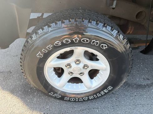 Used 2003 Dodge Ram 1500 Truck ST AWD/4WD image 9