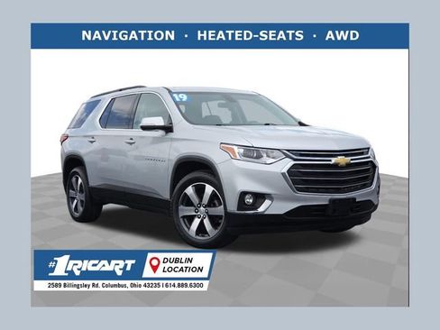 Used 2019 Chevrolet Traverse LT w/ LT Premium Package AWD/4WD image 1