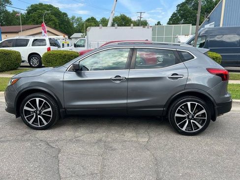 Used 2019 Nissan Rogue Sport SL AWD/4WD image 5