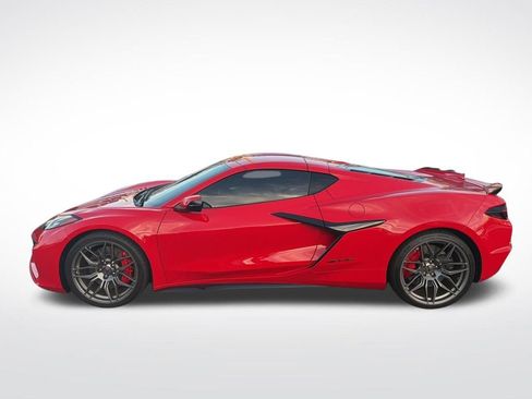 Used 2024 Chevrolet Corvette Z06 image 8