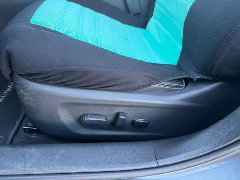 Used 2019 Nissan Altima 2.5 SL FWD image 5