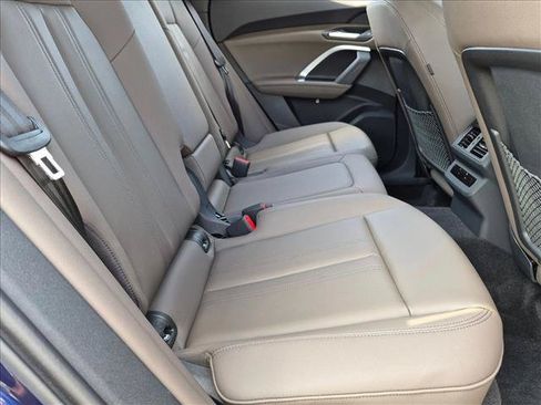 Certified 2025 Audi Q5 Premium w/ 19" Wheel Package AWD/4WD image 18