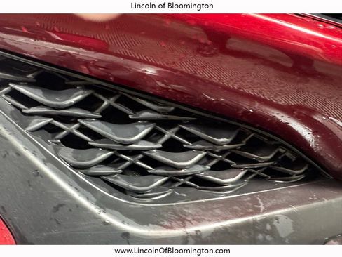 Used 2018 Toyota Camry SE image 12