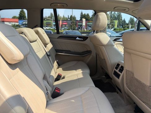 Used 2014 Mercedes-Benz GL 450 4MATIC image 18