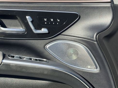 Certified 2023 Mercedes-Benz EQS 580 4MATIC SUV image 18