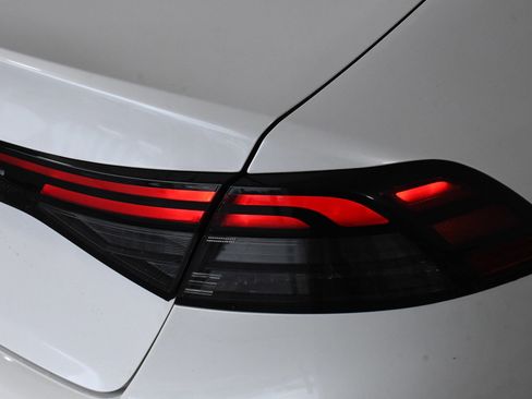 Used 2023 Honda Accord EX image 30