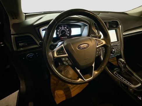 Used 2015 Ford Fusion Titanium image 12