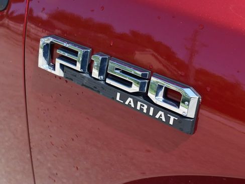 Used 2019 Ford F150 Lariat w/ Equipment Group 502A Luxury AWD/4WD image 5