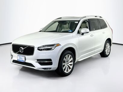 Used 2017 Volvo XC90 T6 Momentum w/ Vision Package