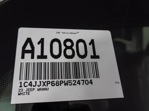 Used 2023 Jeep Wrangler Unlimited Sahara w/ Cold Weather Group AWD/4WD image 55