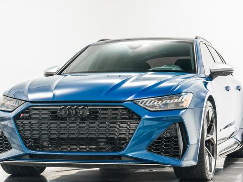 Used 2024 Audi RS 6 performance w/ Black Optic Package image 5