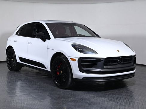 Certified 2024 Porsche Macan GTS AWD/4WD image 9