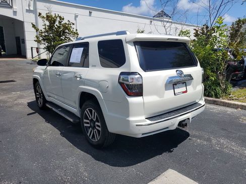 Used 2016 Toyota 4Runner Limited AWD/4WD image 3