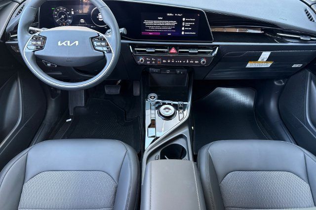 New 2026 Kia Niro Wind FWD image 16