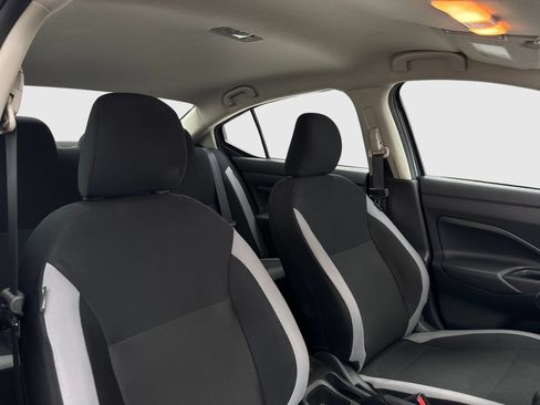 Used 2025 Nissan Versa S w/ Trunk Package FWD image 38