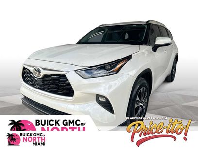 Used 2021 Toyota Highlander XLE