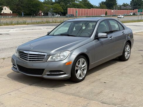 Used 2013 Mercedes-Benz C 300 4MATIC Sedan image 1