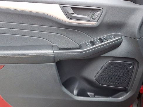 Certified 2022 Ford Escape SE w/ Convenience Package image 13