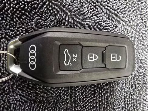 Used 2025 Audi A5 2.0T Premium Plus w/ Premium Plus image 39