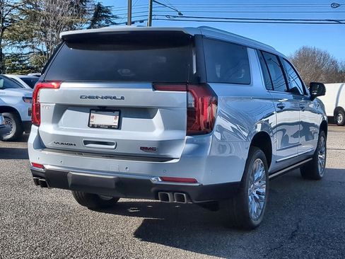 New 2026 GMC Yukon XL Denali w/ Sun & Power Step Package image 8