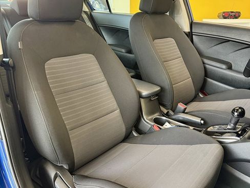 Used 2018 Kia Forte S w/ S Technology Plus Package FWD image 16