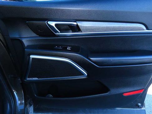 Used 2020 Kia Telluride SX image 21