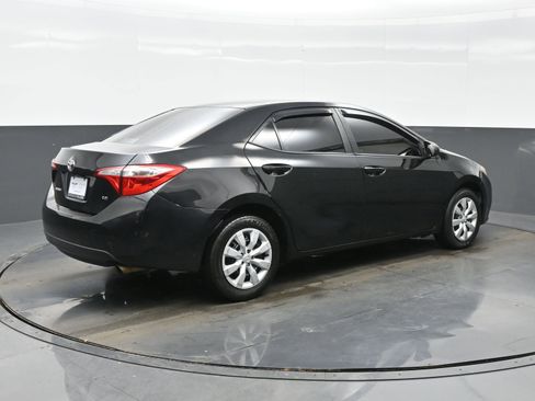 Used 2015 Toyota Corolla L image 6