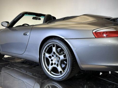 Used 2003 Porsche 911 Cabriolet image 20