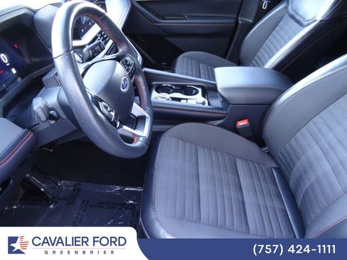 Certified 2025 Ford Explorer ST-Line AWD/4WD image 6