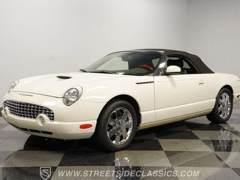 Used 2002 Ford Thunderbird image 5