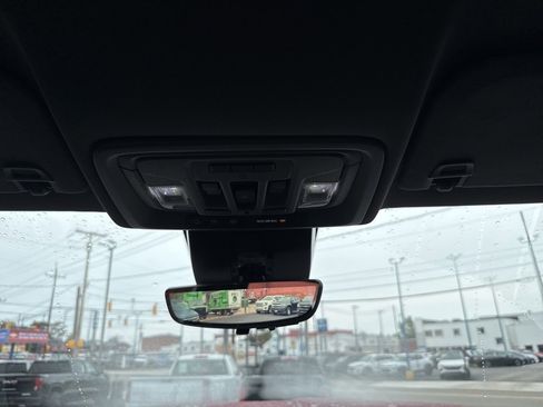 Used 2024 GMC Sierra 2500 Denali w/ Denali Reserve Package image 27