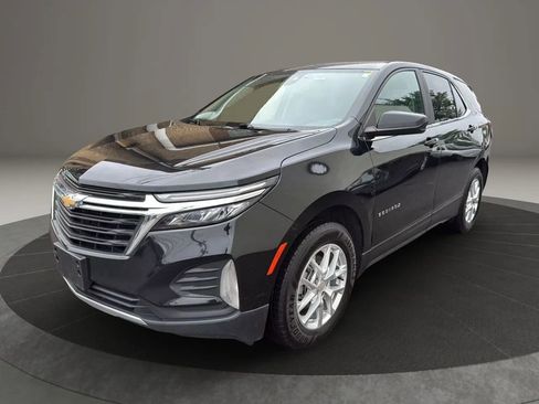 Used 2022 Chevrolet Equinox LT image 1