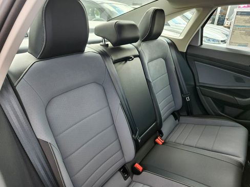 New 2025 Volkswagen Jetta SE image 19