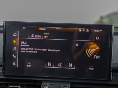 Used 2023 Audi Q5 2.0T Premium w/ Convenience Package image 18