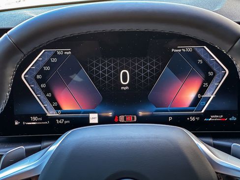 New 2025 BMW 330i xDrive Sedan w/ Convenience Package image 21