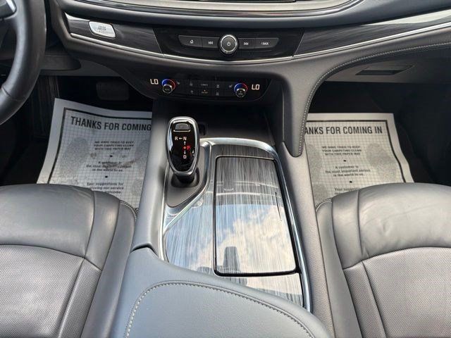 Used 2018 Buick Enclave Essence AWD/4WD image 24
