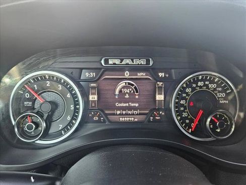 Used 2021 RAM 1500 Laramie AWD/4WD image 11