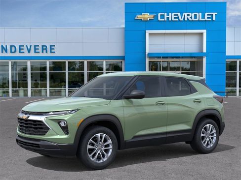 New 2026 Chevrolet TrailBlazer LS image 2