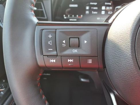 New 2025 Nissan Kicks SR w/ SR Premium Package AWD/4WD image 18