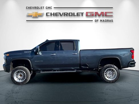 Used 2020 Chevrolet Silverado 3500 High Country w/ Z71 Off-Road Package image 6
