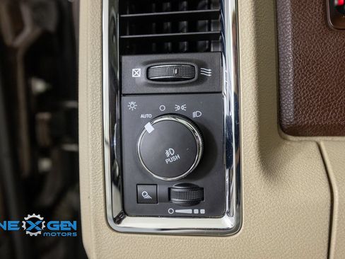 Used 2017 RAM 2500 Laramie w/ Convenience Group AWD/4WD image 13