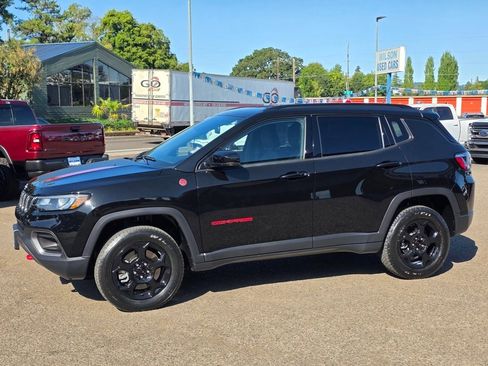 Used 2023 Jeep Compass Trailhawk image 27