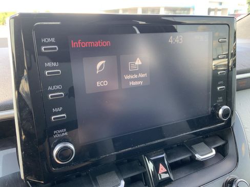 Used 2019 Toyota Corolla SE w/ Carpet Mat Package FWD image 33