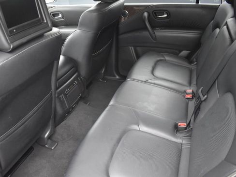 Used 2017 INFINITI QX80 4WD w/ Driver Assistance Package image 26
